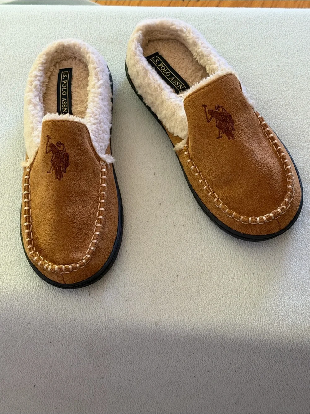 U.S. Polo Assn. Brown Faux-Suede Sherpa-Lined Slippers size M 9/10
